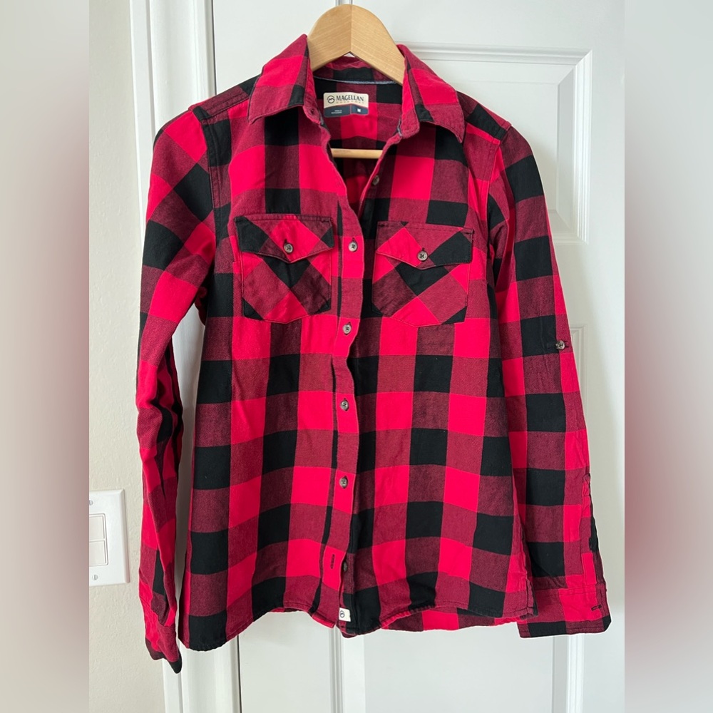 Magellan Outdoors Buffalo Plaid Flannel Size M